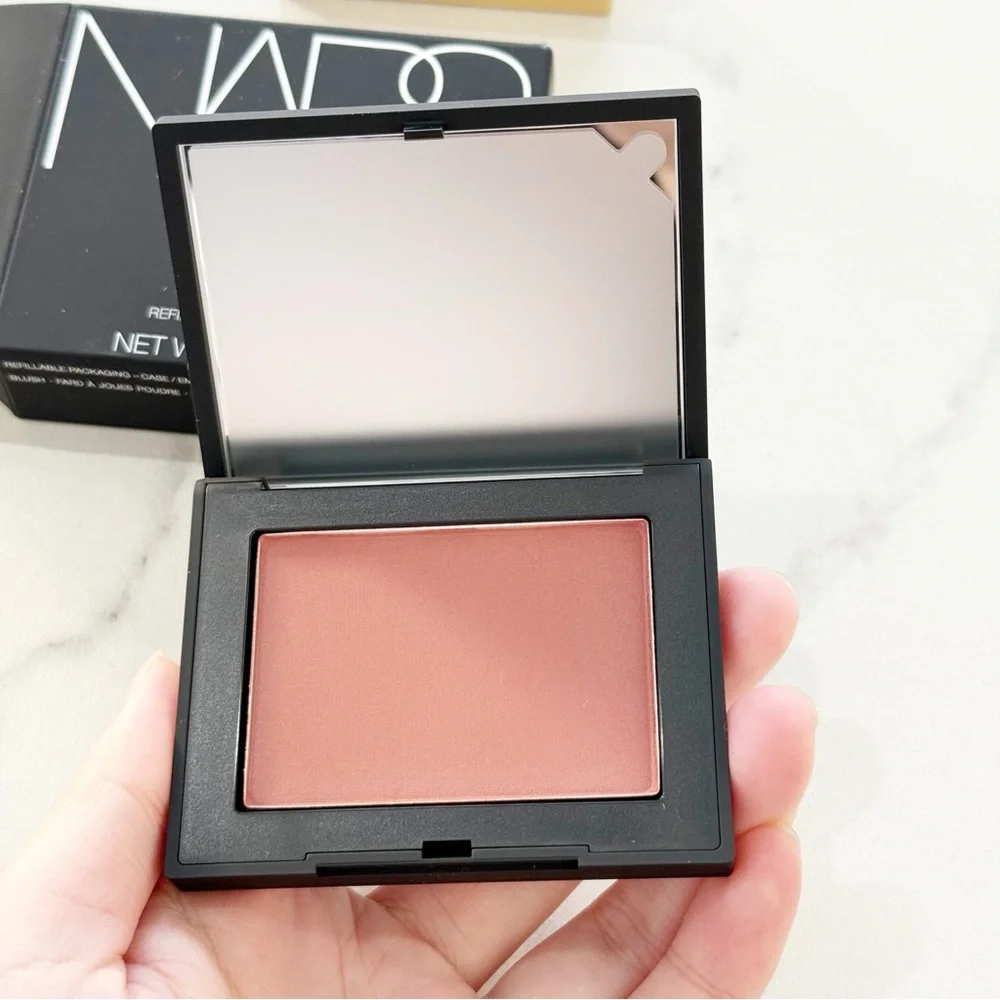 NARS Powder Blush in Infatuated (Matte Deep Plumberry)